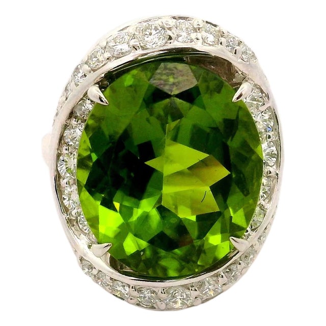12.12 Carat Peridot Diamond Platinum Spiral Halo Ring, Size 6.5 For Sale