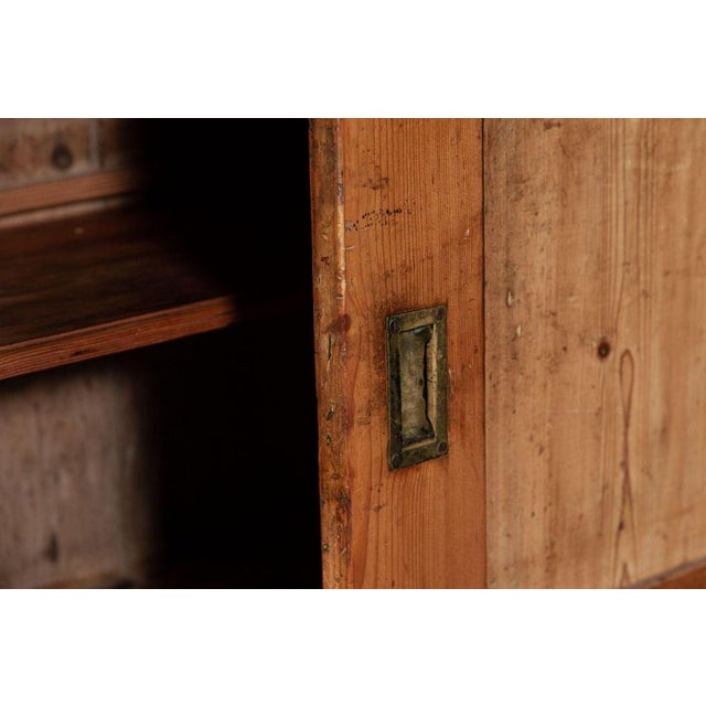 Large 19th Century English Pine Dresser Base, 1880s For Sale - Image 15 of 17