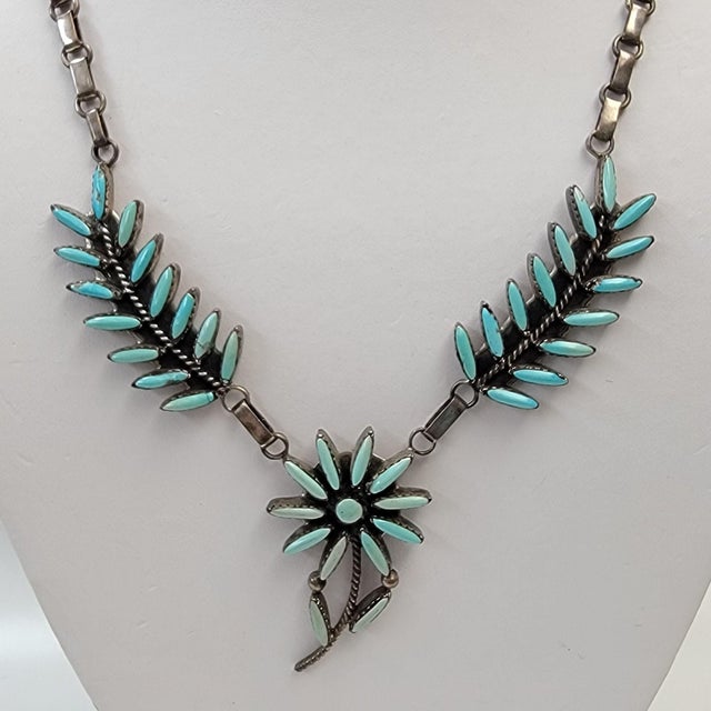 Vintage Sterling Silver Norbert & Florenda Haskie Zuni Needlepoint Petit Point Turquoise Necklace For Sale In Las Vegas - Image 6 of 8