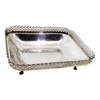 Silver Fruit Bowl with Wire Rack For Sale