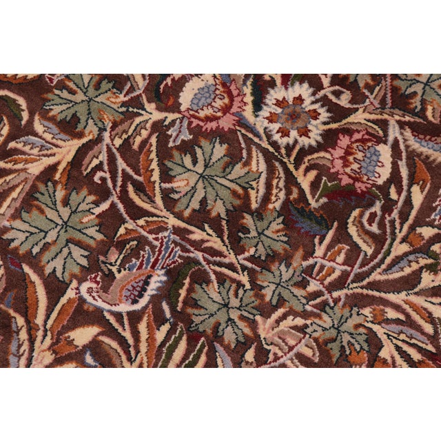 Art Nouveau 1990's Pak-Persian Brown/Gray Wool Round Rug - 8'3'' X 8'3'' For Sale In New York - Image 6 of 8