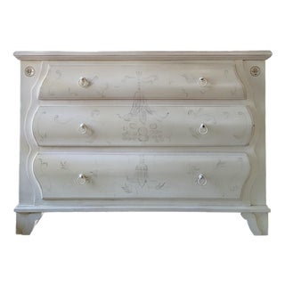 Ethan Allen Hand Painted Chest of Drawers For Sale
