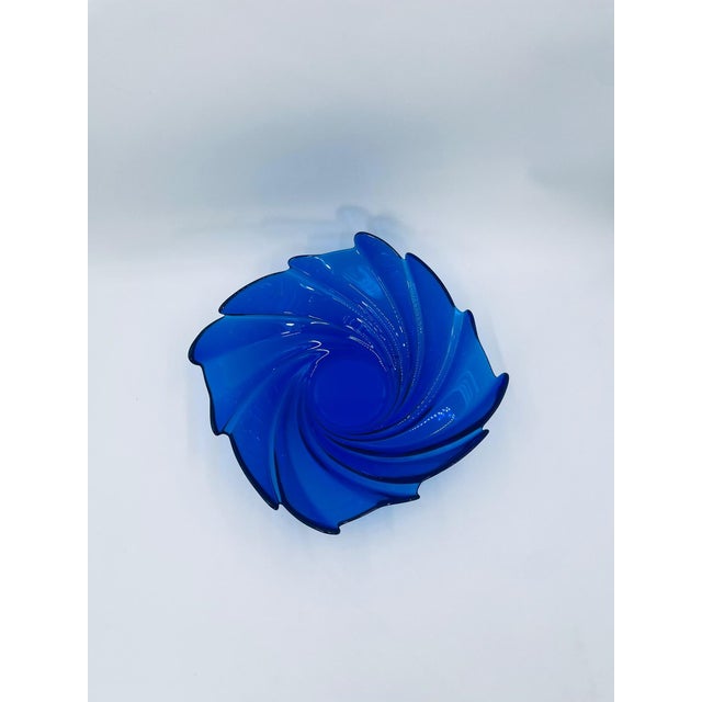 Large Vintage Glass Bowl, 1975 For Sale - Image 3 of 8