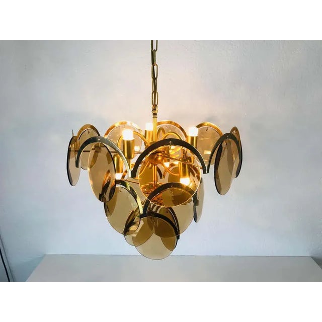 Metal Midcentury Three-Tier Brass and Glass Chandelier by Vistosi, 1960s For Sale - Image 7 of 13