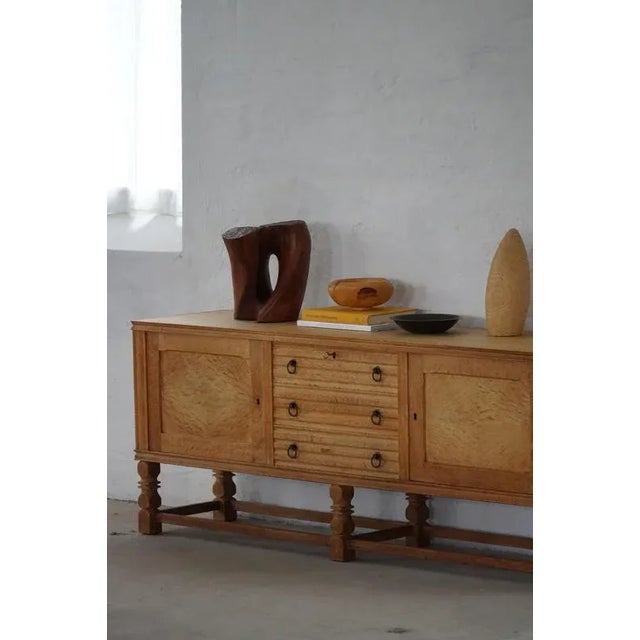 Mid-Century Modern Danish Brutalist Sideboard in Oak, 1950s For Sale - Image 14 of 18