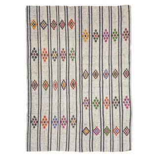 1960s Vintage Embroidered Gray Kilim Rug- 6′6″ × 8′8″ For Sale