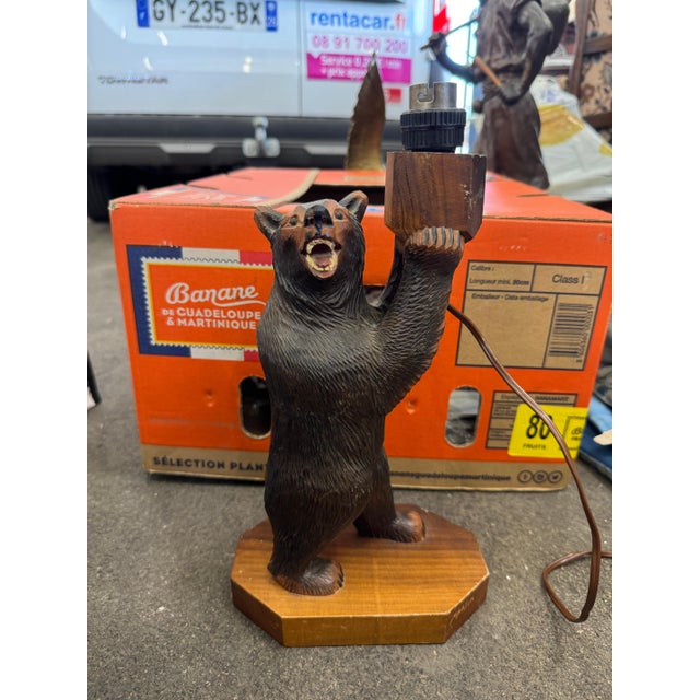 20th c Black Forest Bear carved lamp. newly rewired. 13”h to socket 49-274