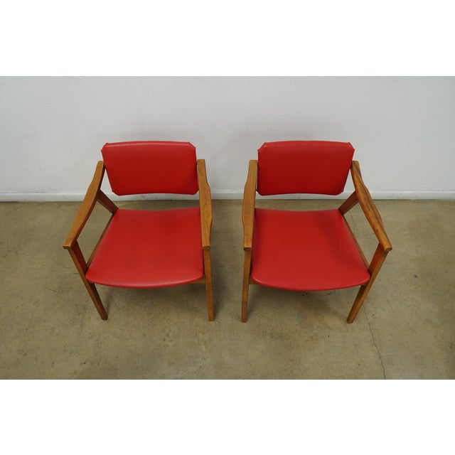 Mid-Century Modern Vintage Sibley, Lindsay & Curr Co. Maple Armchairs - Set of 2 For Sale - Image 3 of 17