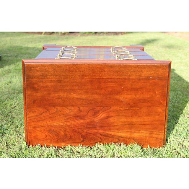 Stickley Mahogany Nightstands—A Pair For Sale - Image 13 of 18