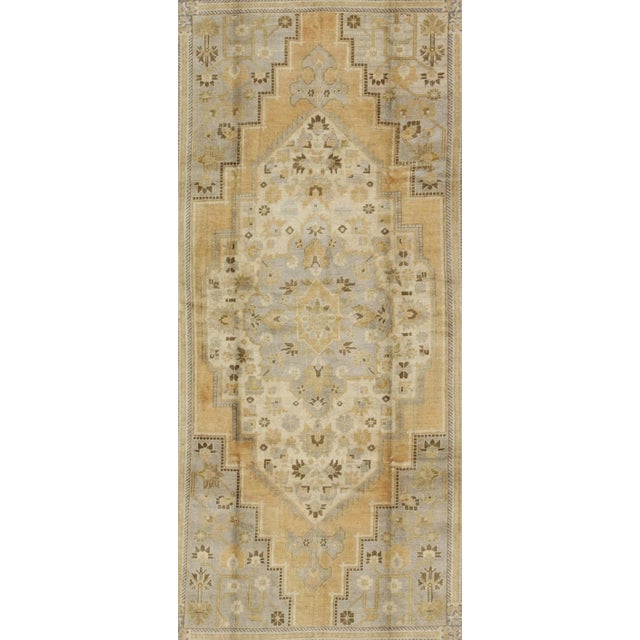 Tribal Vintage Turkish Medallion Oushak Rug in Gold, Taupe, Cream and Cocoa For Sale - Image 3 of 10