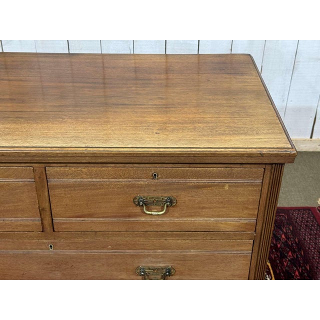 19th Century Victorian Mahogany Chest of Drawers For Sale - Image 10 of 16
