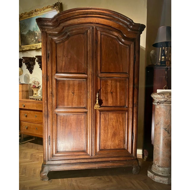 18th Century Italian Piedmontese Baroque Wardrobe in Walnut For Sale - Image 4 of 12
