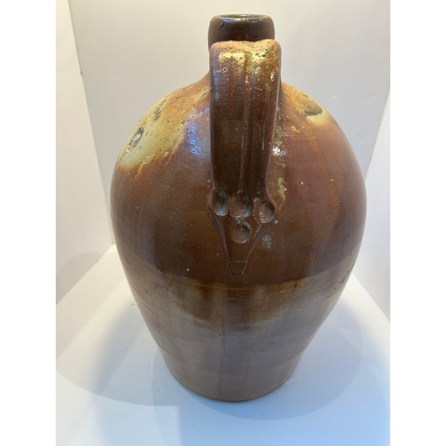Large 19th-Century Two-Tone Salt-Glazed Stoneware Jug For Sale - Image 9 of 12