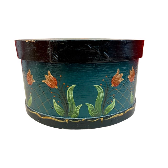 American Vintage American Hand-Painted Shaker-Style Bentwood Folk Art Sewing Box For Sale - Image 3 of 9