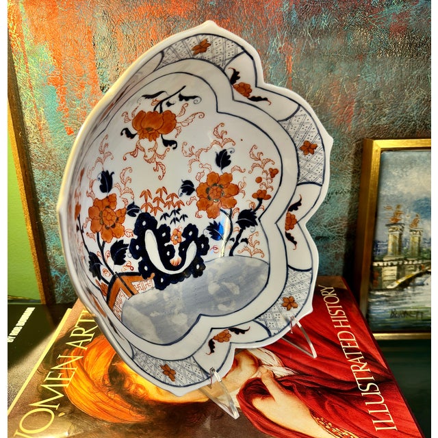 Japanese Antique Japanese Arita Imari Porcelain Chrysanthemum Bowl | Edo Period | Early 18th Century | Hand-Painted Fuku Mark For Sale - Image 3 of 18