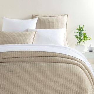 Pine Cone Hill by Annie Selke Boyfriend Sand Matelasse Coverlet, Twin For Sale