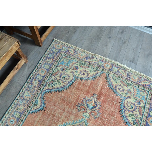 Textile 1960s Vintage Muted Orange Oushak Boho Rug For Sale - Image 7 of 11