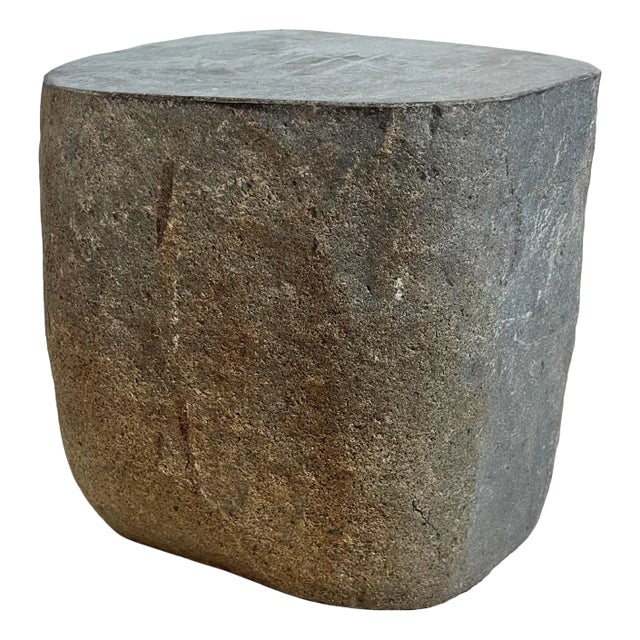 Vintage Outdoor Boulder Stone Side Table Stool For Sale