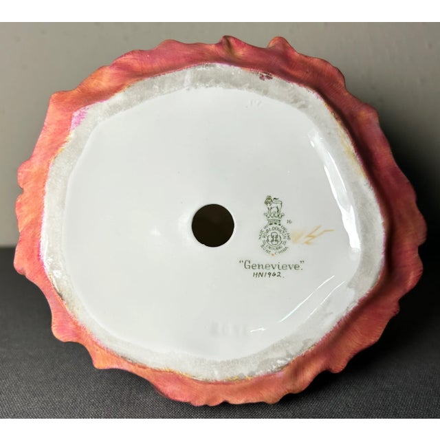 1943 English Royal Doulton Porcelain Genevieve Figurine (Hn 1962) (Retired) For Sale In New Orleans - Image 6 of 7