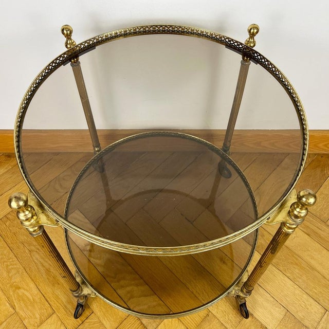 Mid-Century Modern Mid-Century Round Brass and Glass Rolling Trolley For Sale - Image 3 of 11