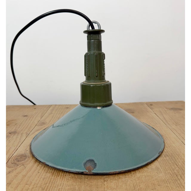 Industrial Petrol Enamel Military Pendant Lamp with Cast Aluminium Top, 1960s For Sale - Image 11 of 17