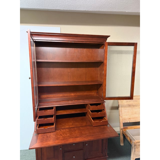 Design Plus Gallery presents a Graham 2pc Desk + Hutch by Pottery Barn. This simple and traditional set is the perfect...
