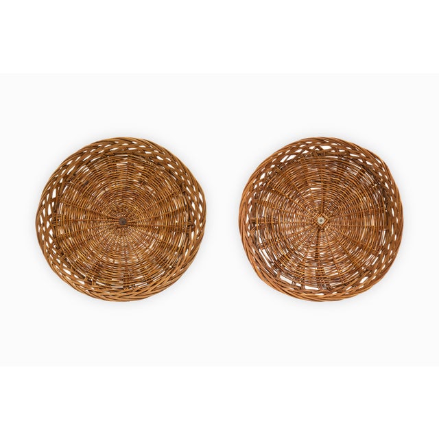 Mid-Century Modern Pair of Vintage Mid Century Tripod Rattan Side Tables For Sale - Image 3 of 5