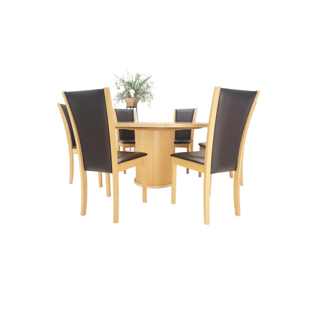 Mid-Century Modern Rare Blond Maple Round Expandable Dining Table 6 Chairs Set Set Denmark - 7 Piece Set For Sale - Image 3 of 12