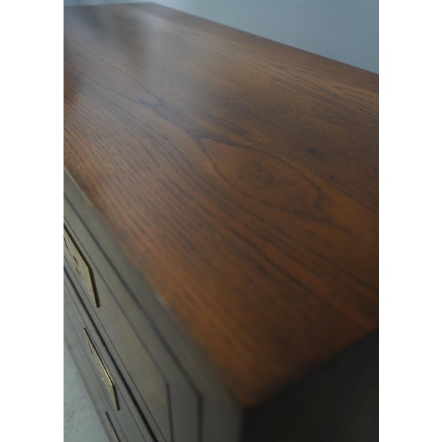 Henredon Campaign Style Oak 2 Over 2 Drawer Chest For Sale - Image 12 of 18