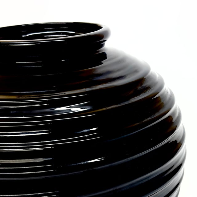 Haeger Monumental Ribbed Black Ceramic Floor Vase by Haeger, No. 4340. Made in Usa For Sale - Image 4 of 5