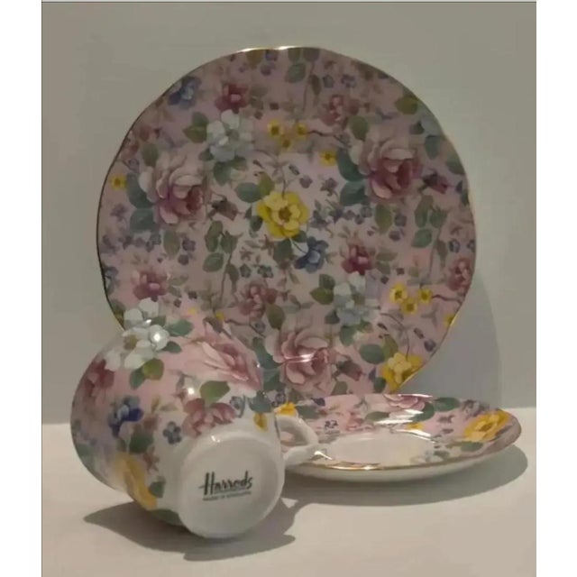 English 1980s Harrods Knightsbridge Chelsea Garden by Duchess Primrose Pink Tea Set- 36 Pieces For Sale - Image 3 of 7