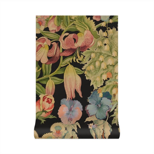 House of Hackney House of Hackney Amatoria Magna Wallpaper - Noir For Sale - Image 4 of 4