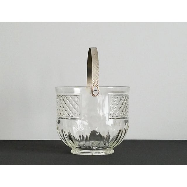 1950s Glass Ice Bucket With Handle + Stainless Tongs- 2 Pieces For Sale - Image 4 of 4