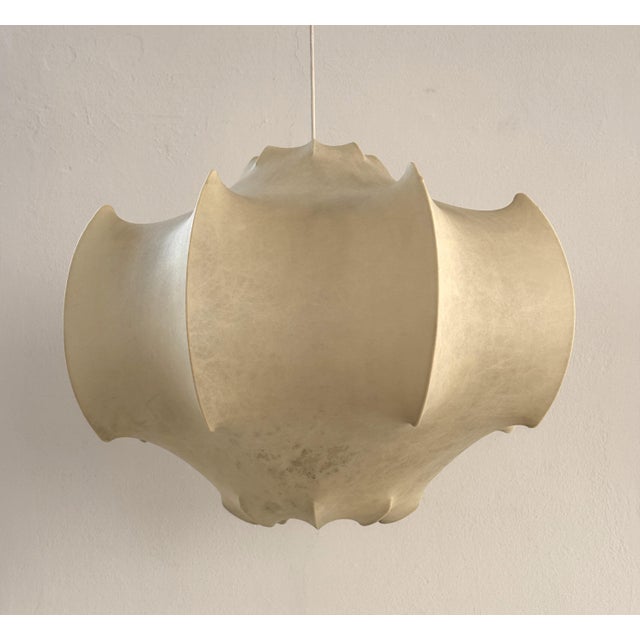 Flos Viscontea Pendant Cocoon Light by Achille and Pier Giacomo Castiglioni, 1960s For Sale - Image 4 of 18