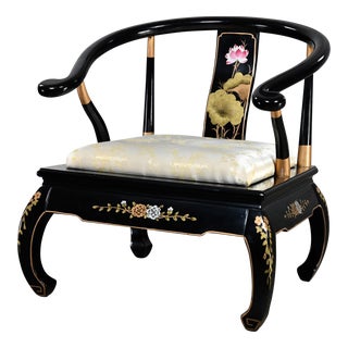 Late 20th to Early 21st Century Chinoiserie Horseshoe Yoke Back Black Lacquer Chair Ming Style Legs Made in China For Sale