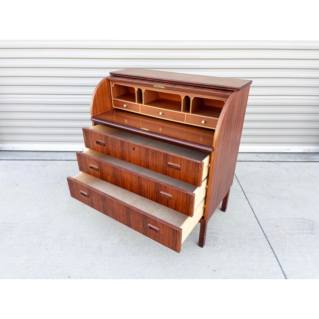 1960s Danish Modern Rosewood Roll Top Writing Desk by Bernhardt Pedersen For Sale - Image 14 of 15