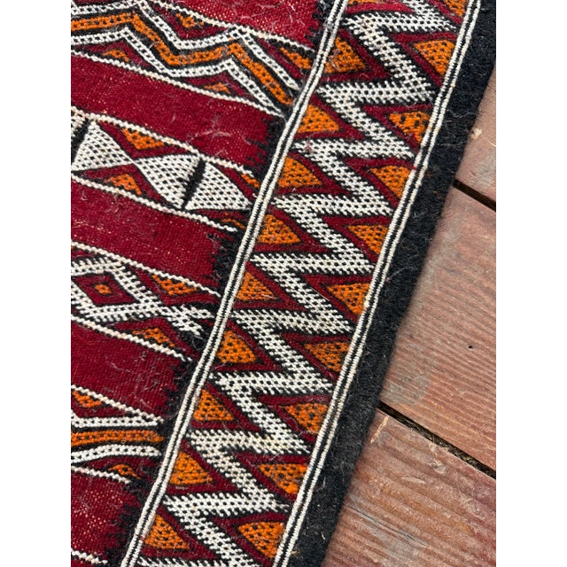 Geometric Hand Knotted Moroccan Berber Rug For Sale In New York - Image 6 of 9