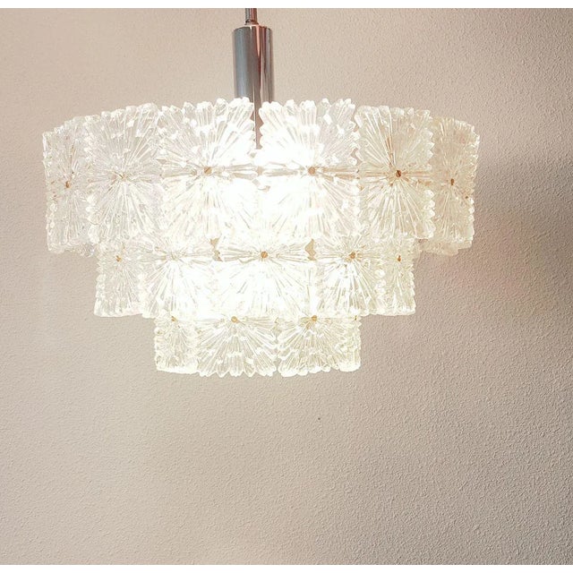 1960s Mid-Century Etched Rectangular Glass Tile 3-Tier Chandelier from Kinkeldey, 1960s For Sale - Image 5 of 5