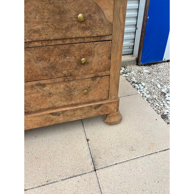 Brass French 19th Century Louis Philippe Bleached Burl Walnut Marble Top Commode For Sale - Image 8 of 12