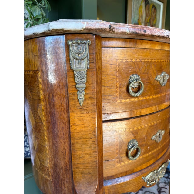 Early 20th Century French Provincial Walnut Marquetry 2-Drawer Side Table With Stone Top For Sale - Image 4 of 4