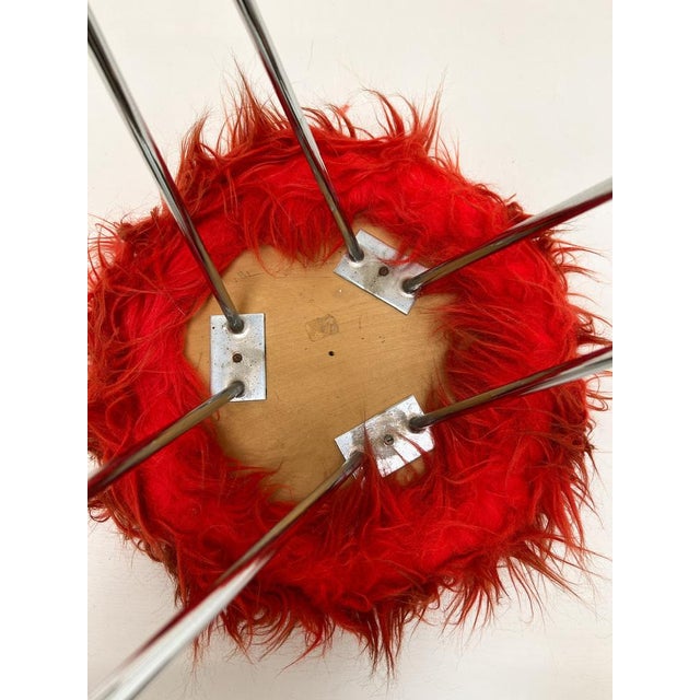 Red Tripod Fluffy Stool on Chromed Steel Hairpin Legs, 1950s For Sale - Image 8 of 12
