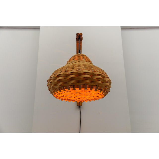 Mid-Century Modern Wall Lamp in Bamboo and Rattan Wickerwork, 1960s For Sale - Image 6 of 9