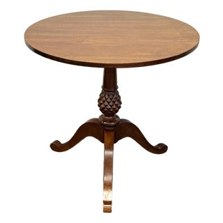 Ethan Allen British Classics Lamp Table Finish 260 For Sale
