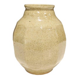 Example of Warren MacKenzie Vases