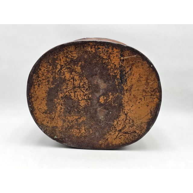 Brown English Hat Box in Sheet Metal, Early 1900s For Sale - Image 8 of 11