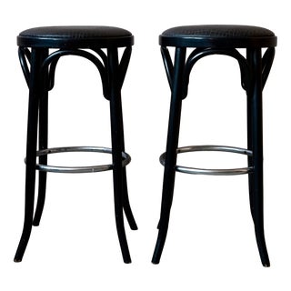 Bistro Bar Stools in Black and Chrome Tortoiseshell Vinyl, 1960s, Set of 2 For Sale