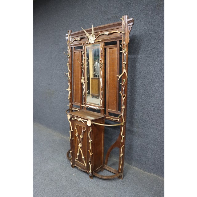 Adirondack Style Oak Hall Rack With Antler Detail For Sale - Image 4 of 10