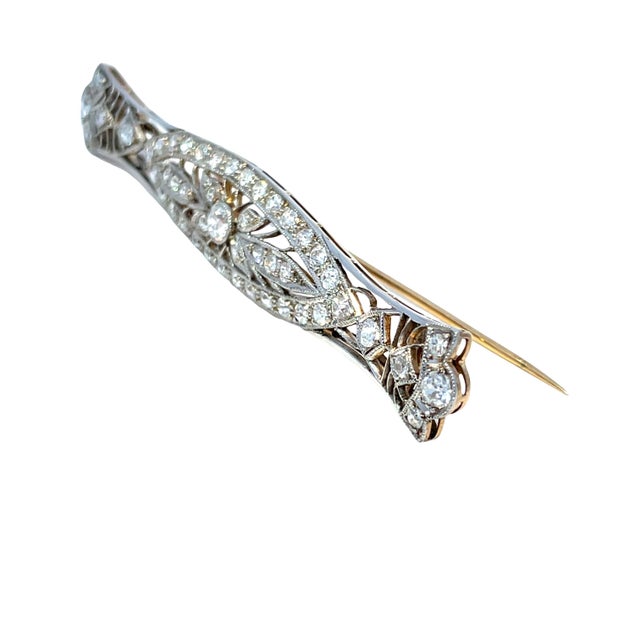 Metal Antique Art Deco 14k Two-Tone Gold Milgrain Filigree 2.75cts Diamond Bar Brooch For Sale - Image 7 of 10