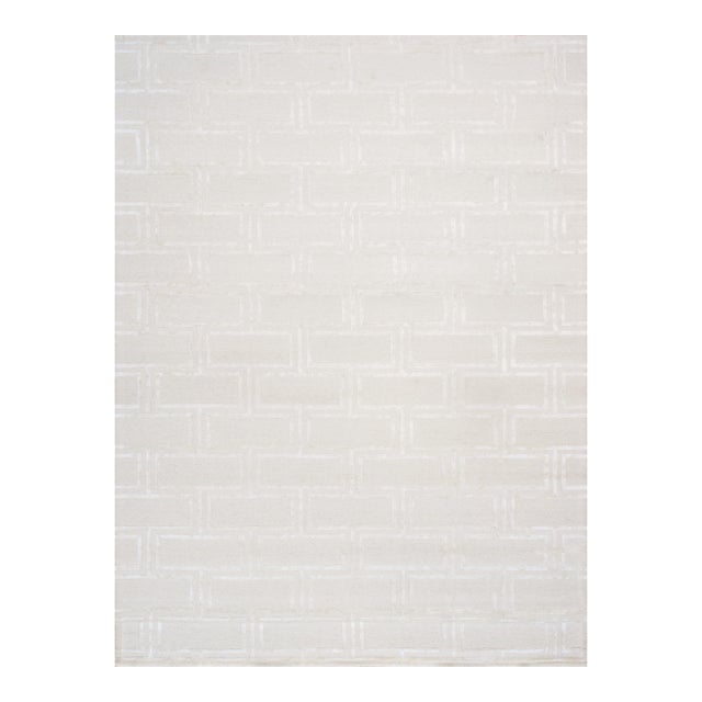 Edgy Hand-Tufted Ivory Area Rug- 7' 9'' X 9' 9'' For Sale
