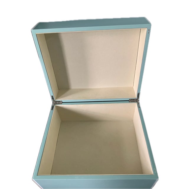 2000 - 2009 Tiffany Blue Keepsake Box-Mother-of-Pearl Nautilus, Shells & Coral For Sale - Image 5 of 6